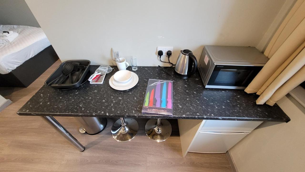 Student Only - 1 Night Free Gosford Gate In Coventry - Sk Hotel Exterior photo